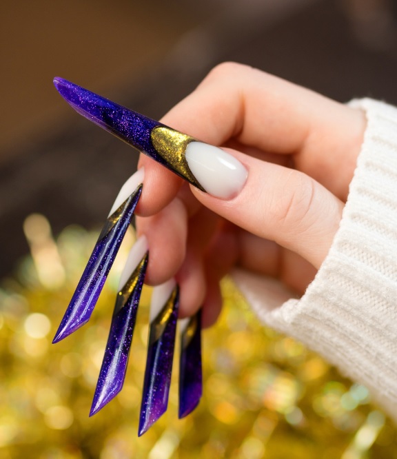 stiletto nails