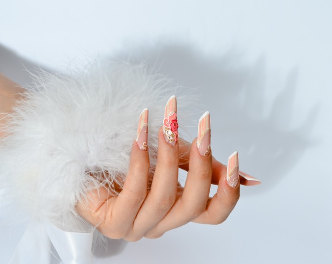 marylin nails