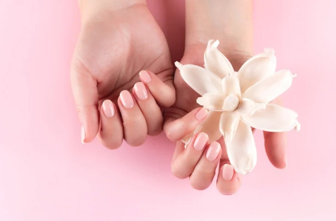 soft pink nails