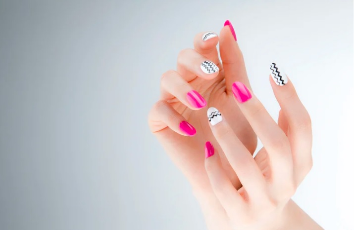 geometric nail ideas for 2025