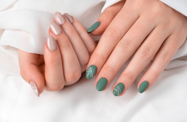 green matte nails